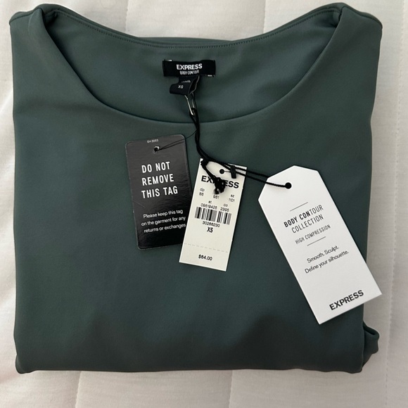 Express Body Contour Double Layer Crew Neck Thong Bodysuit - Picture 10 of 12